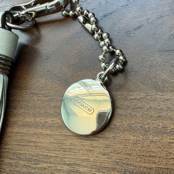 Coach White Leather Tassel Bag Charm Keychain with Silver Charm - Picture 4 of 10